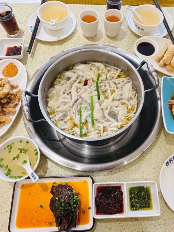 职业球员如何通过联赛提升竞技水平_2